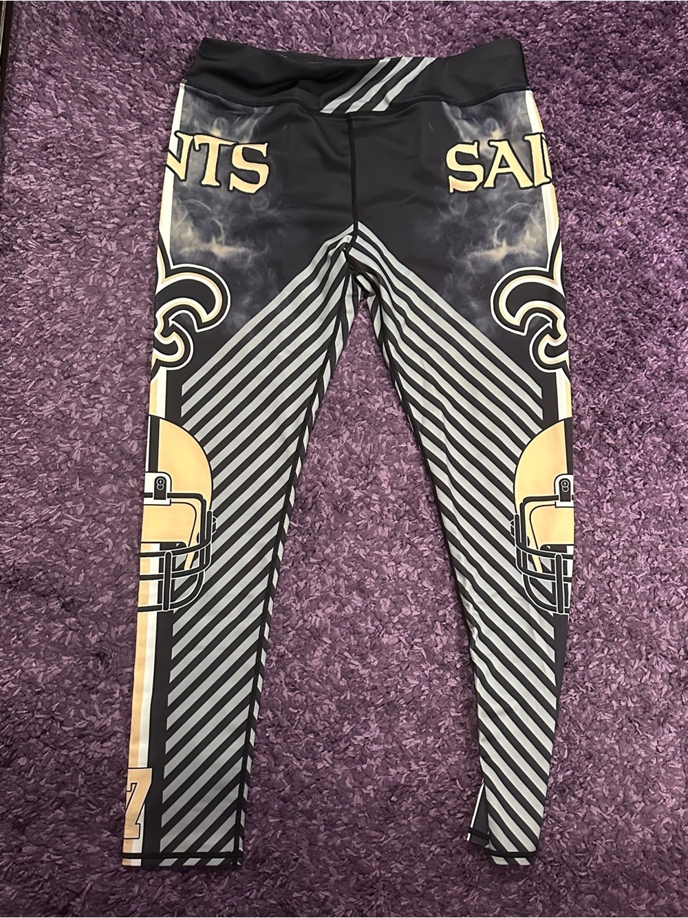 Women’s Black and Gold SAINTS Athletic Leggings Size XXL